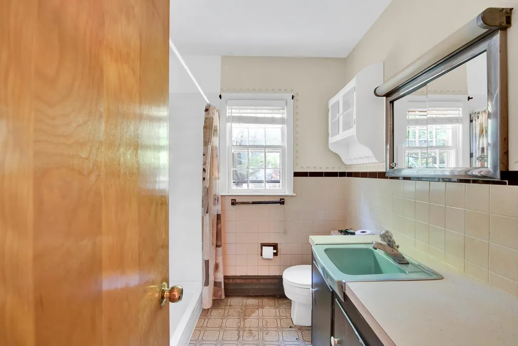 27 Ridgeview Terrace Hampton NH 03842