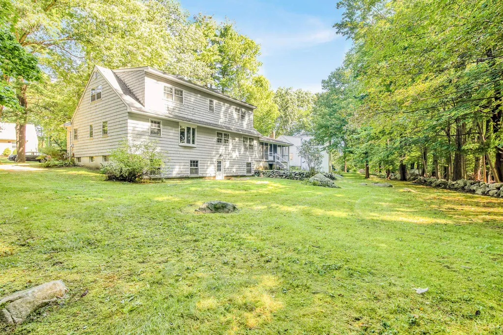 27 Ridgeview Terrace Hampton NH 03842