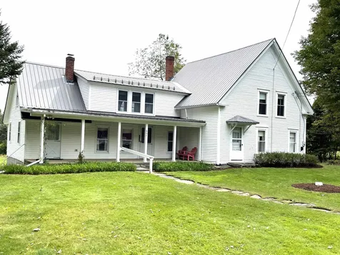 907 Old Franconia Road Bethlehem NH 03574