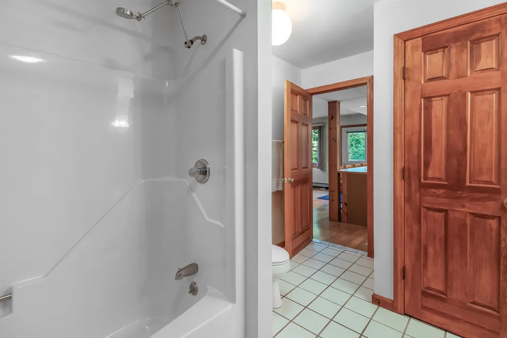 58 Whitehouse Circle Campton NH 03223
