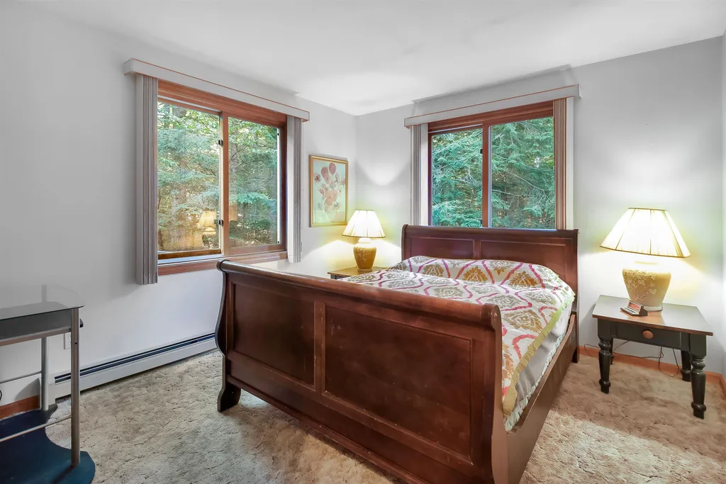 58 Whitehouse Circle Campton NH 03223