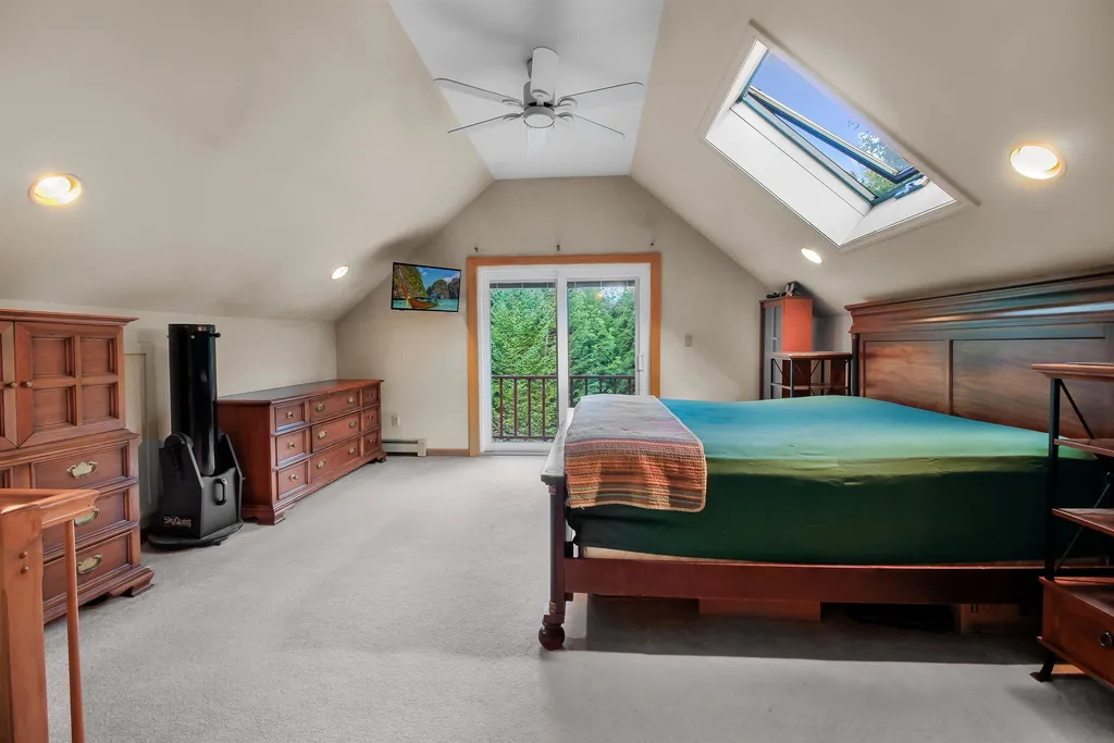 58 Whitehouse Circle Campton NH 03223