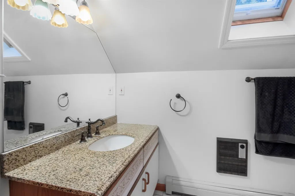 58 Whitehouse Circle Campton NH 03223