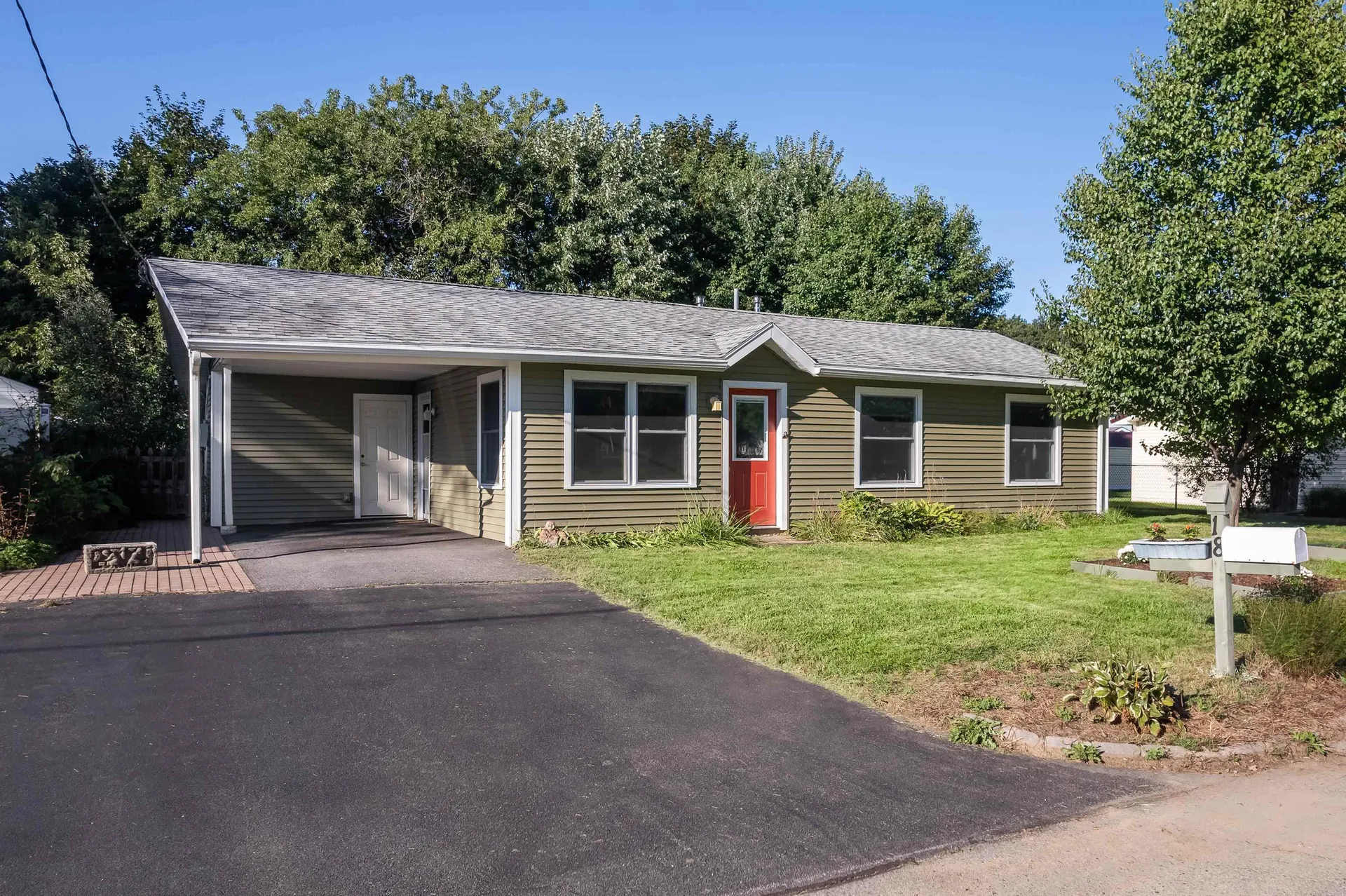 18 Middlebrook Road Dover NH 03820