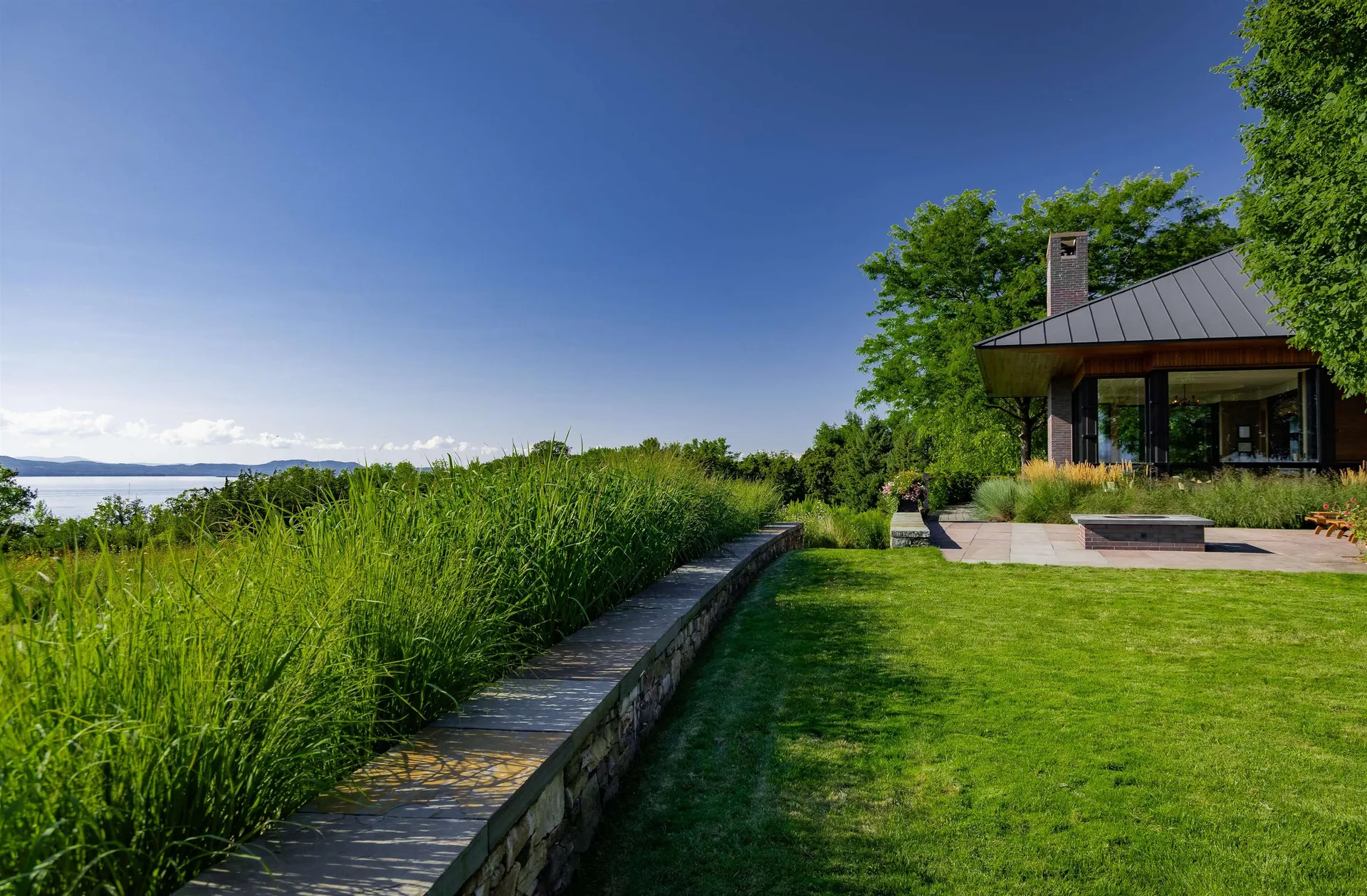 807 Quaker Smith Point Road Shelburne VT 05482