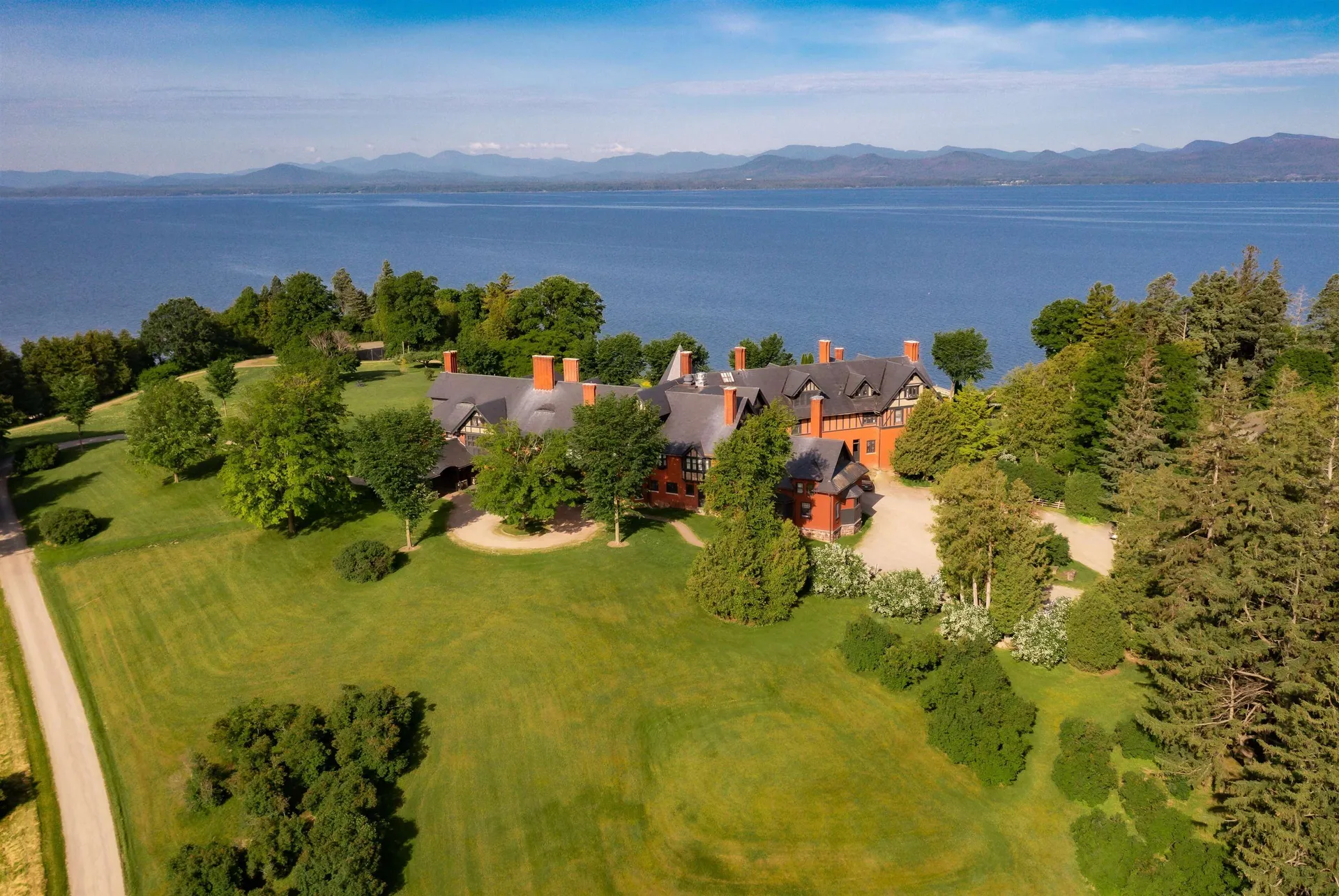 807 Quaker Smith Point Road Shelburne VT 05482