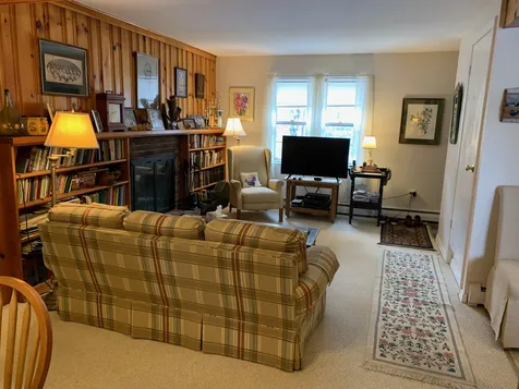 291 French Pond Road Henniker NH 03242