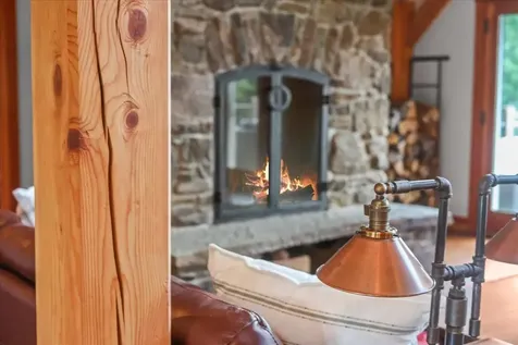 80 Cross Road Stowe VT 05672