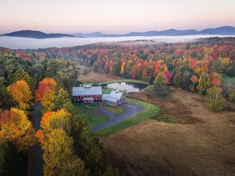 80 Cross Road Stowe VT 05672
