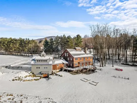 80 Cross Road Stowe VT 05672
