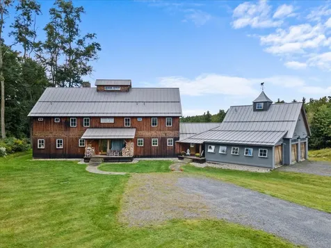 80 Cross Road Stowe VT 05672