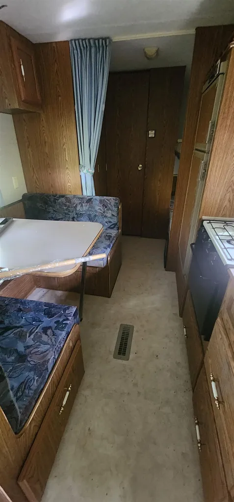 37 Raynor Road Roxbury VT 05669