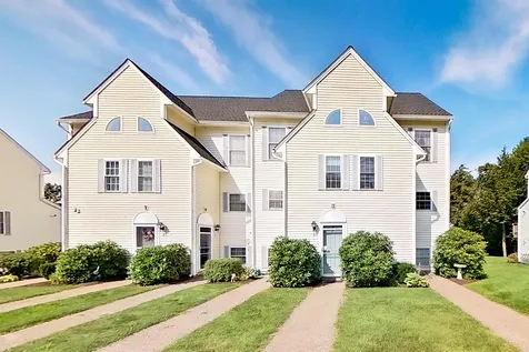22 Brady Way Laconia NH 03246