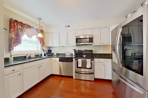 22 Brady Way Laconia NH 03246