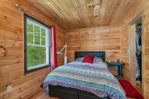 20 Pork Hill Road Ossipee NH 03864