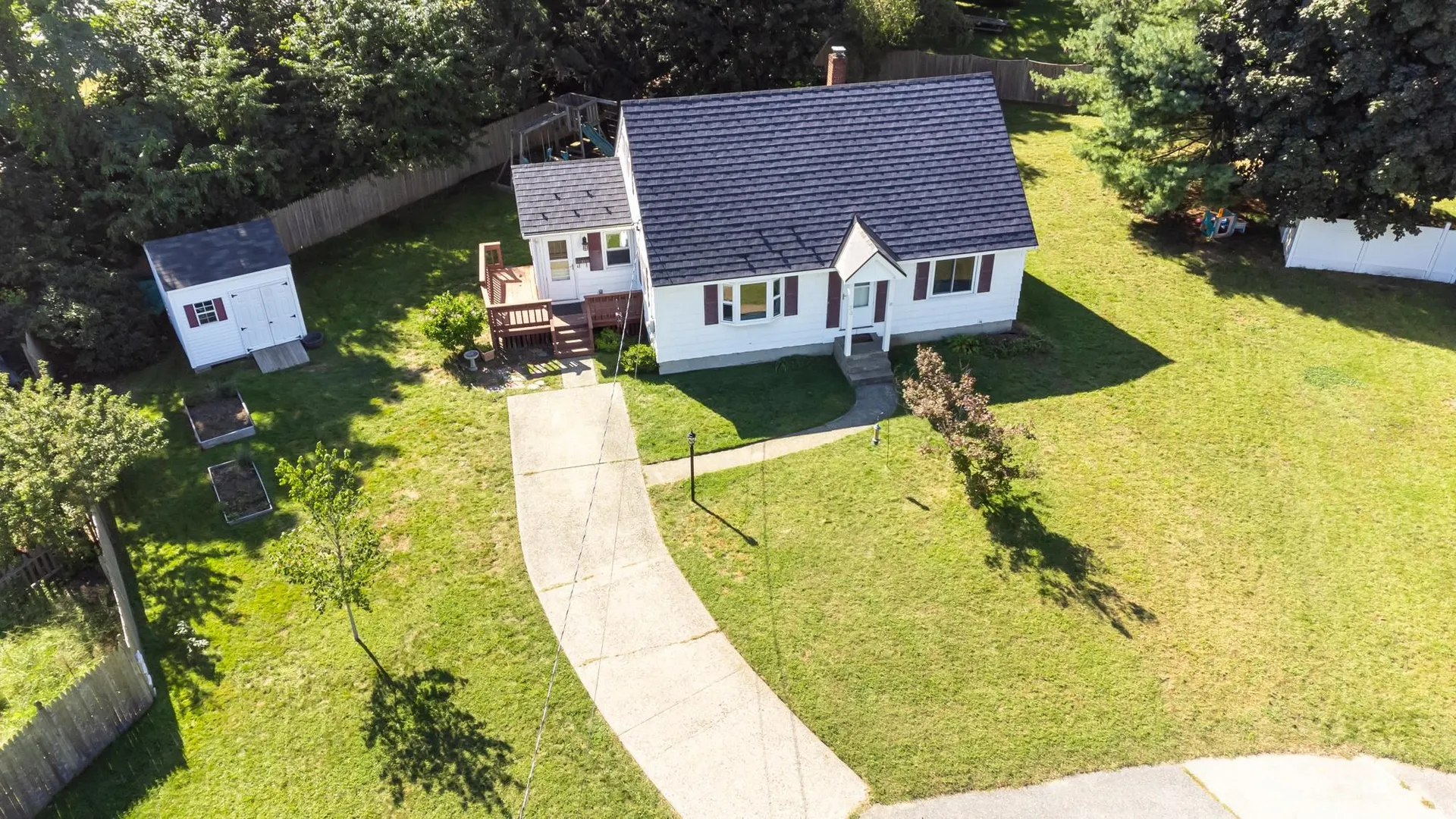 33 Arrow Lane Nashua NH 03060