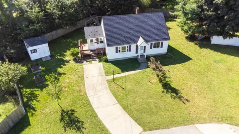 33 Arrow Lane Nashua NH 03060