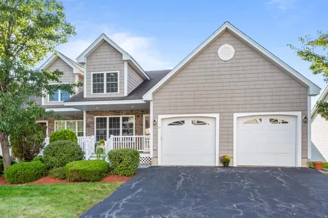 5b Doveton Lane Hudson NH 03051