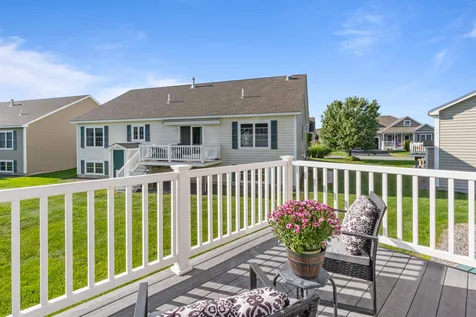 5b Doveton Lane Hudson NH 03051
