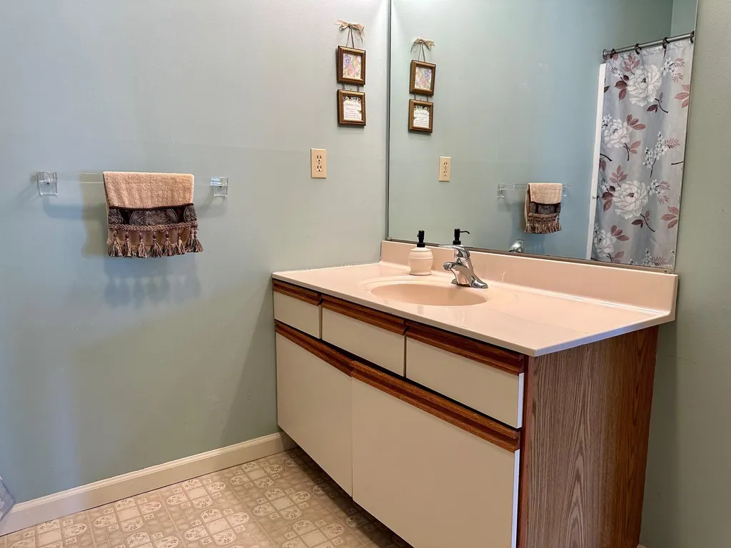 220 Eastview Circle Williston VT 05495