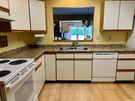 220 Eastview Circle Williston VT 05495