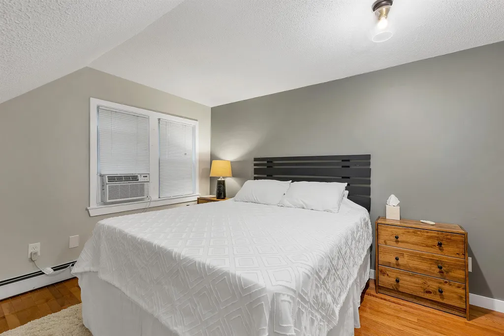 21 Waukewan Street Meredith NH 03253