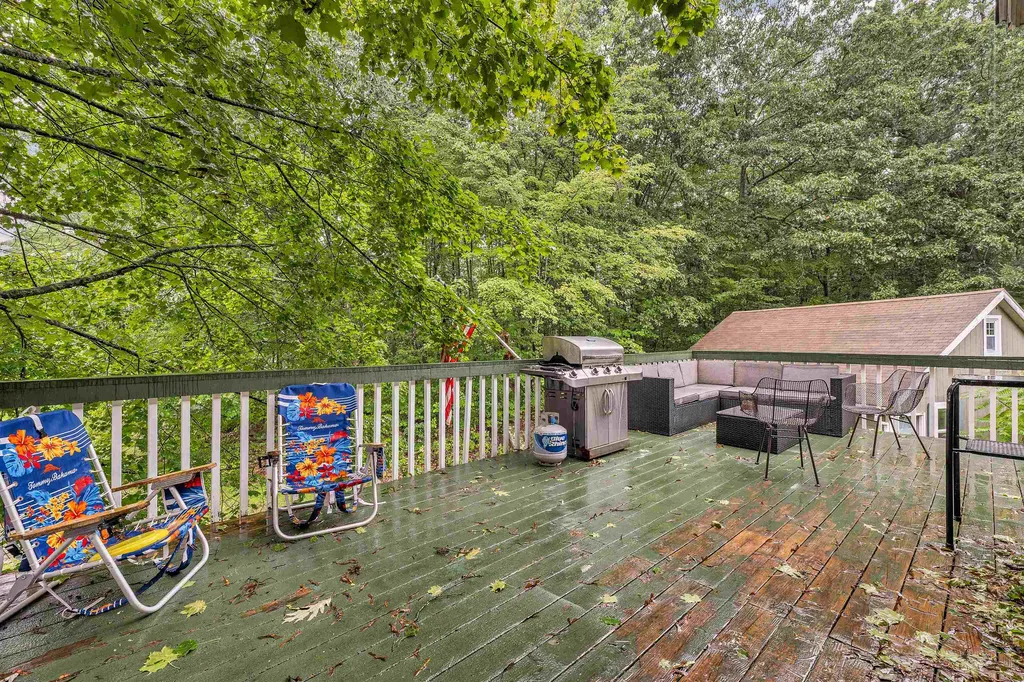 21 Waukewan Street Meredith NH 03253