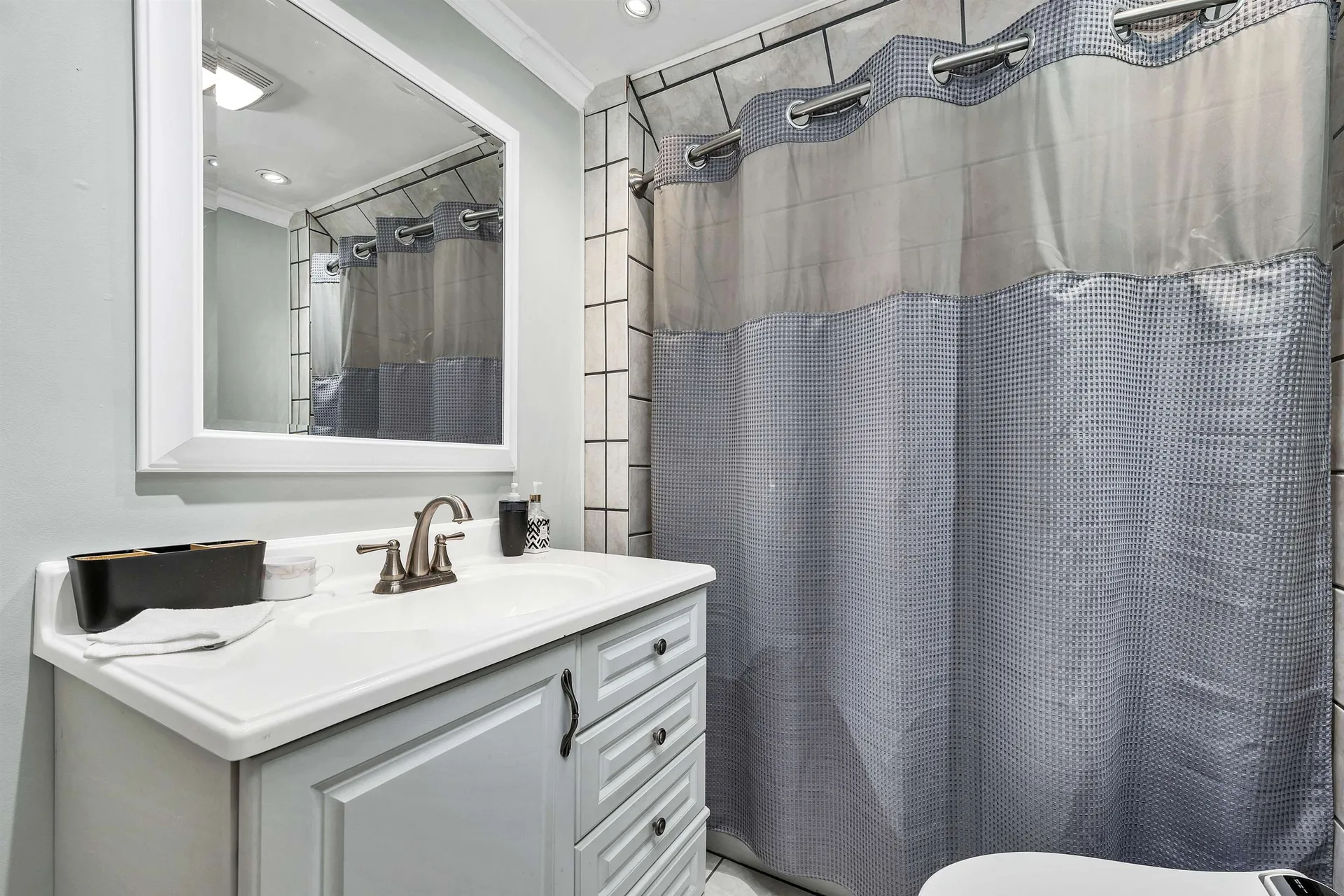 21 Waukewan Street Meredith NH 03253