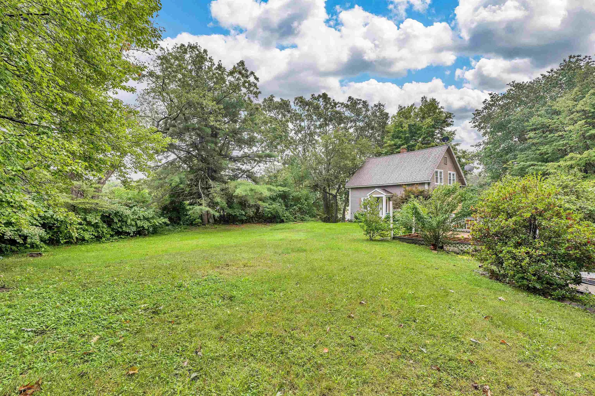 21 Waukewan Street Meredith NH 03253