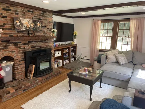 19 Kings Lane Keene NH 03431