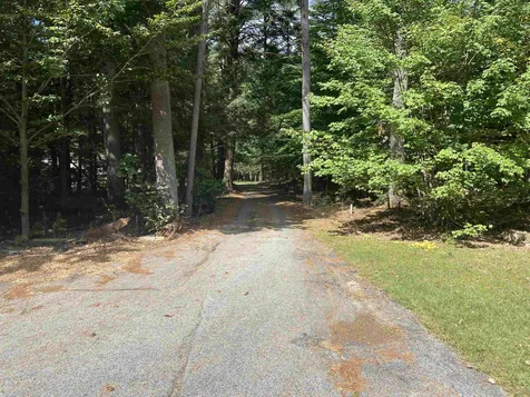 19 Kings Lane Keene NH 03431