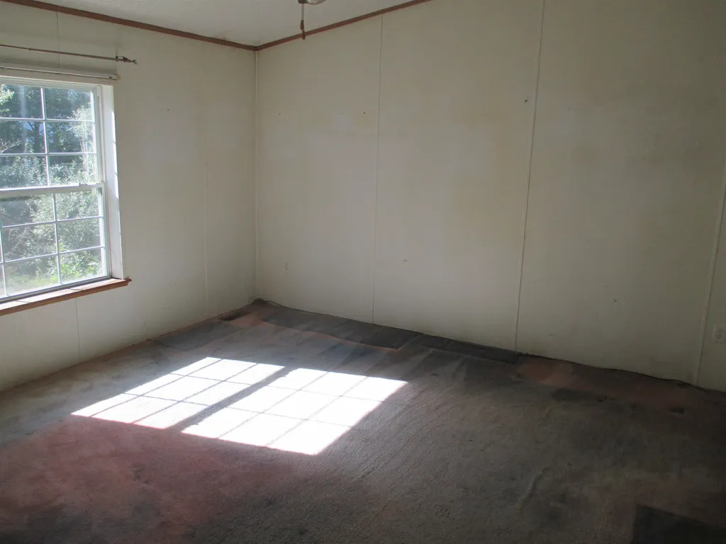 13 Masten Drive Northwood NH 03261