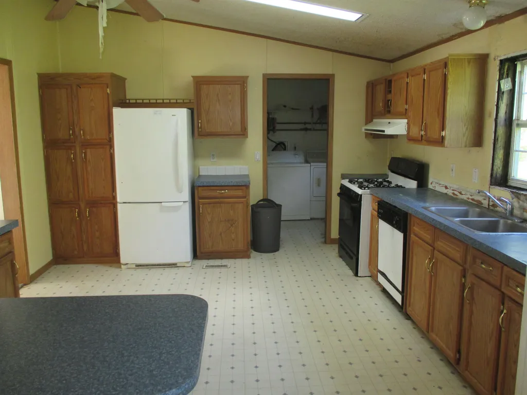 13 Masten Drive Northwood NH 03261