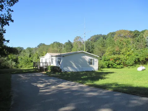 13 Masten Drive Northwood NH 03261