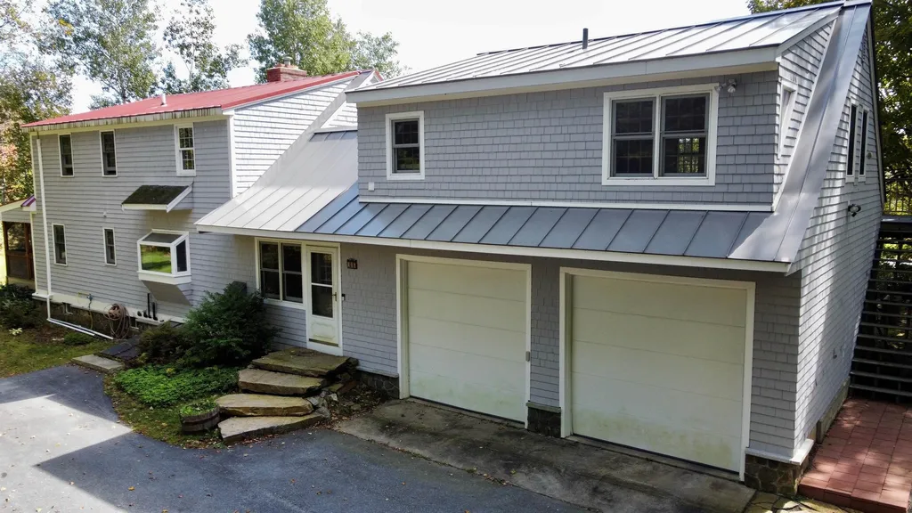 186 East Mountain Road Newport NH 03773