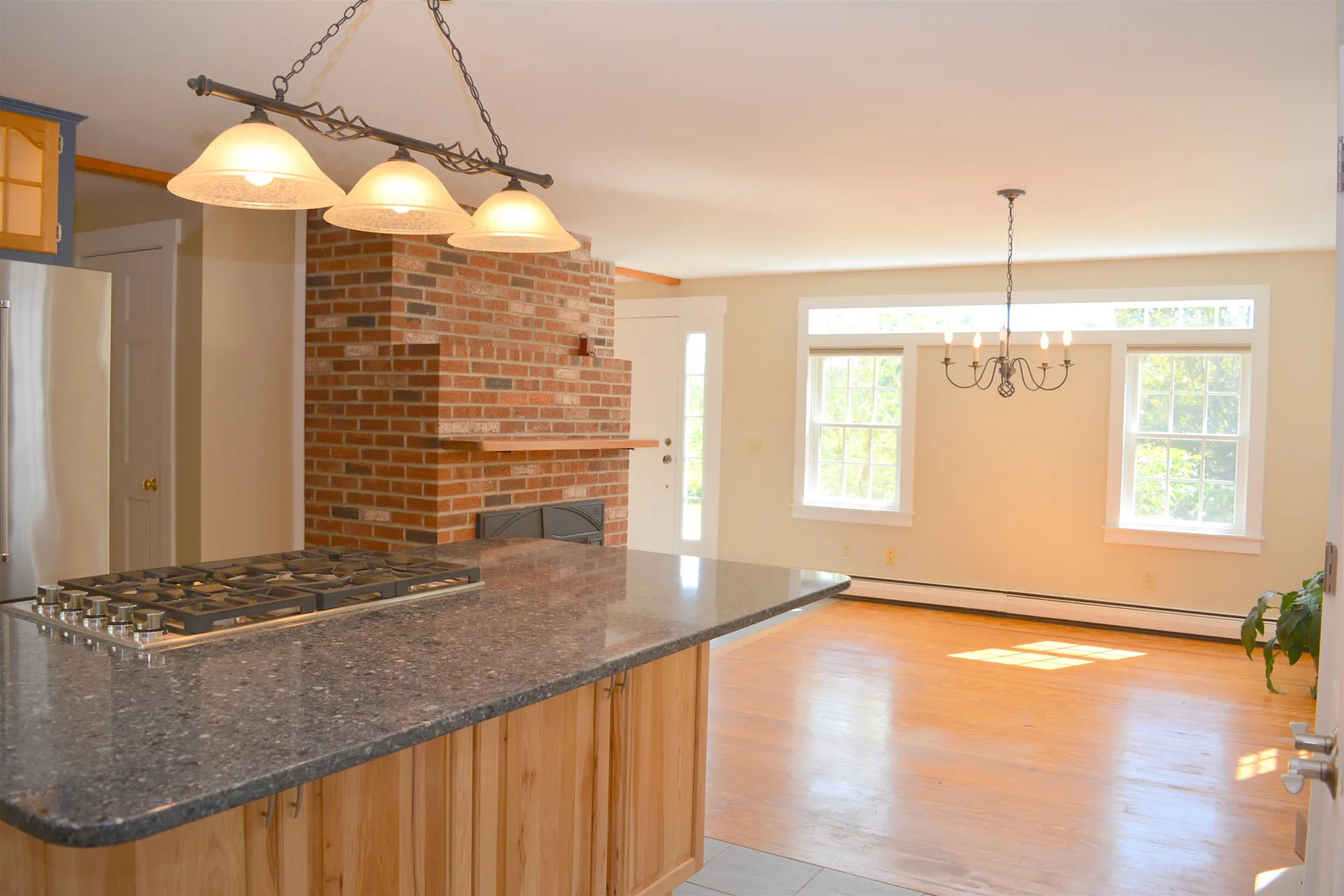 186 East Mountain Road Newport NH 03773