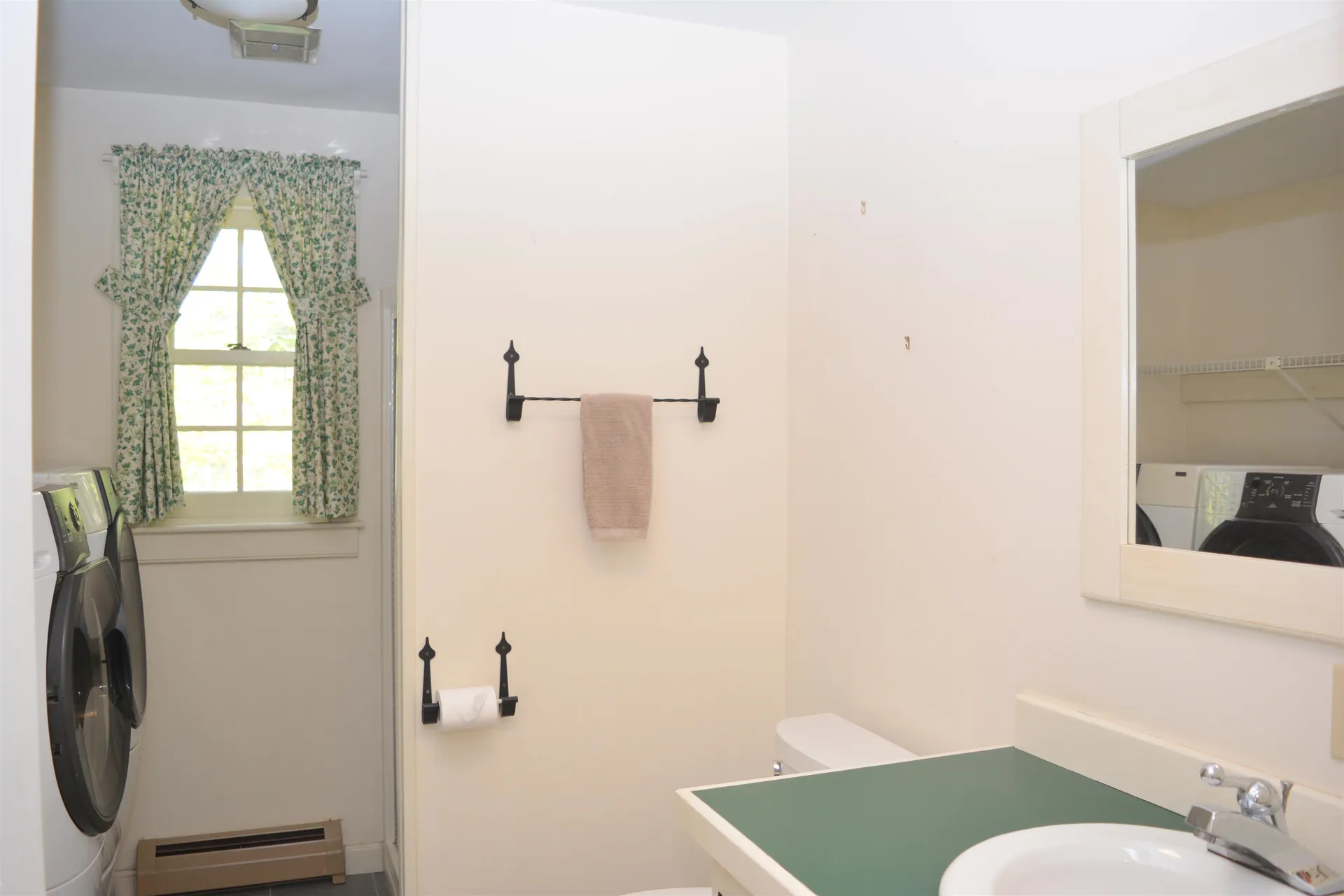 186 East Mountain Road Newport NH 03773