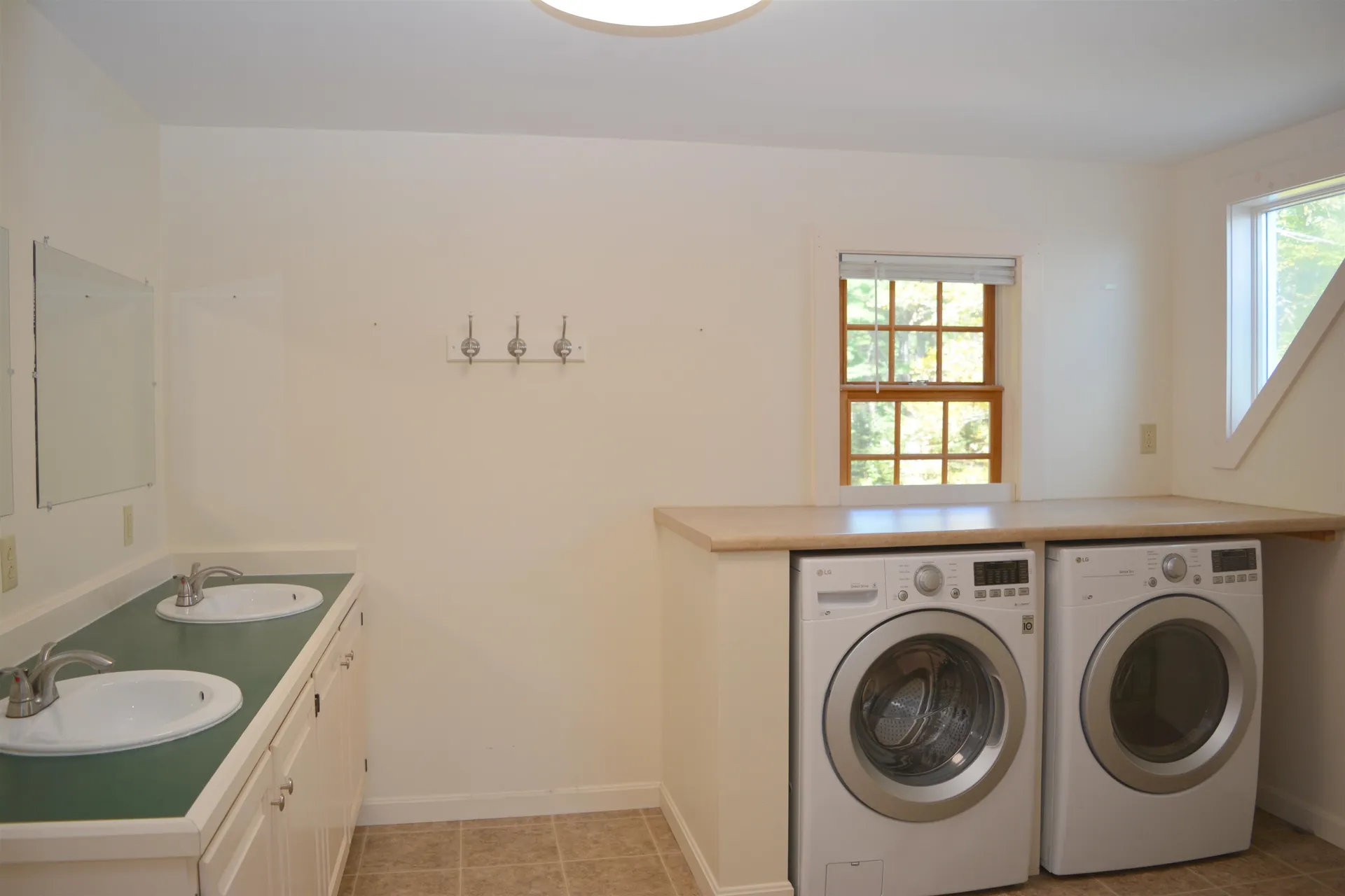 186 East Mountain Road Newport NH 03773