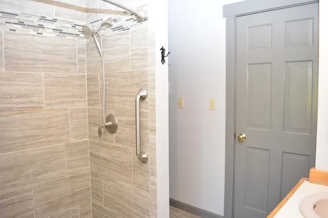 186 East Mountain Road Newport NH 03773