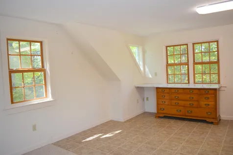 186 East Mountain Road Newport NH 03773