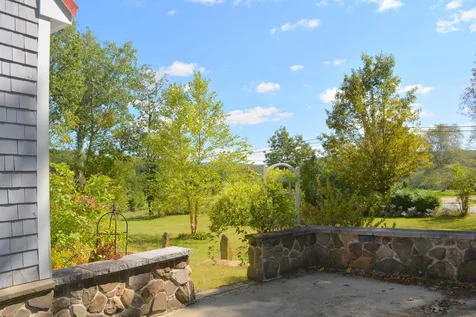 186 East Mountain Road Newport NH 03773