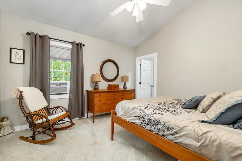 6 Follansbee Road Alexandria NH 03222