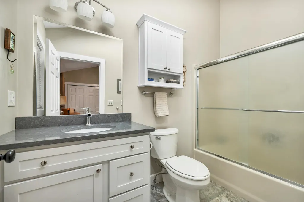 6 Follansbee Road Alexandria NH 03222
