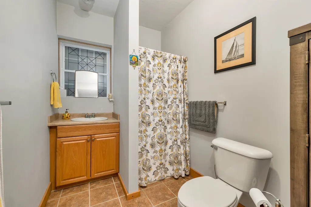 6 Follansbee Road Alexandria NH 03222