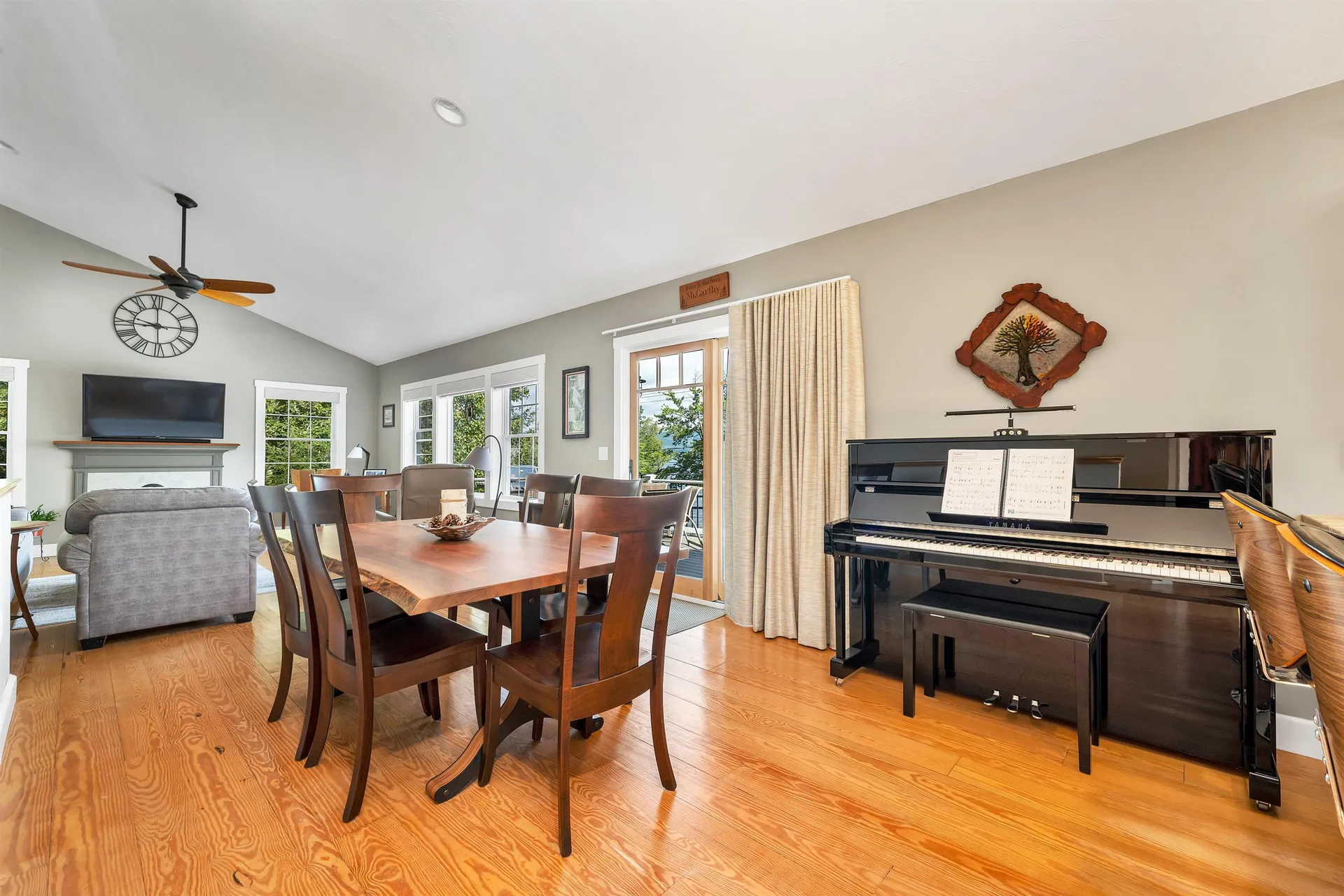 6 Follansbee Road Alexandria NH 03222