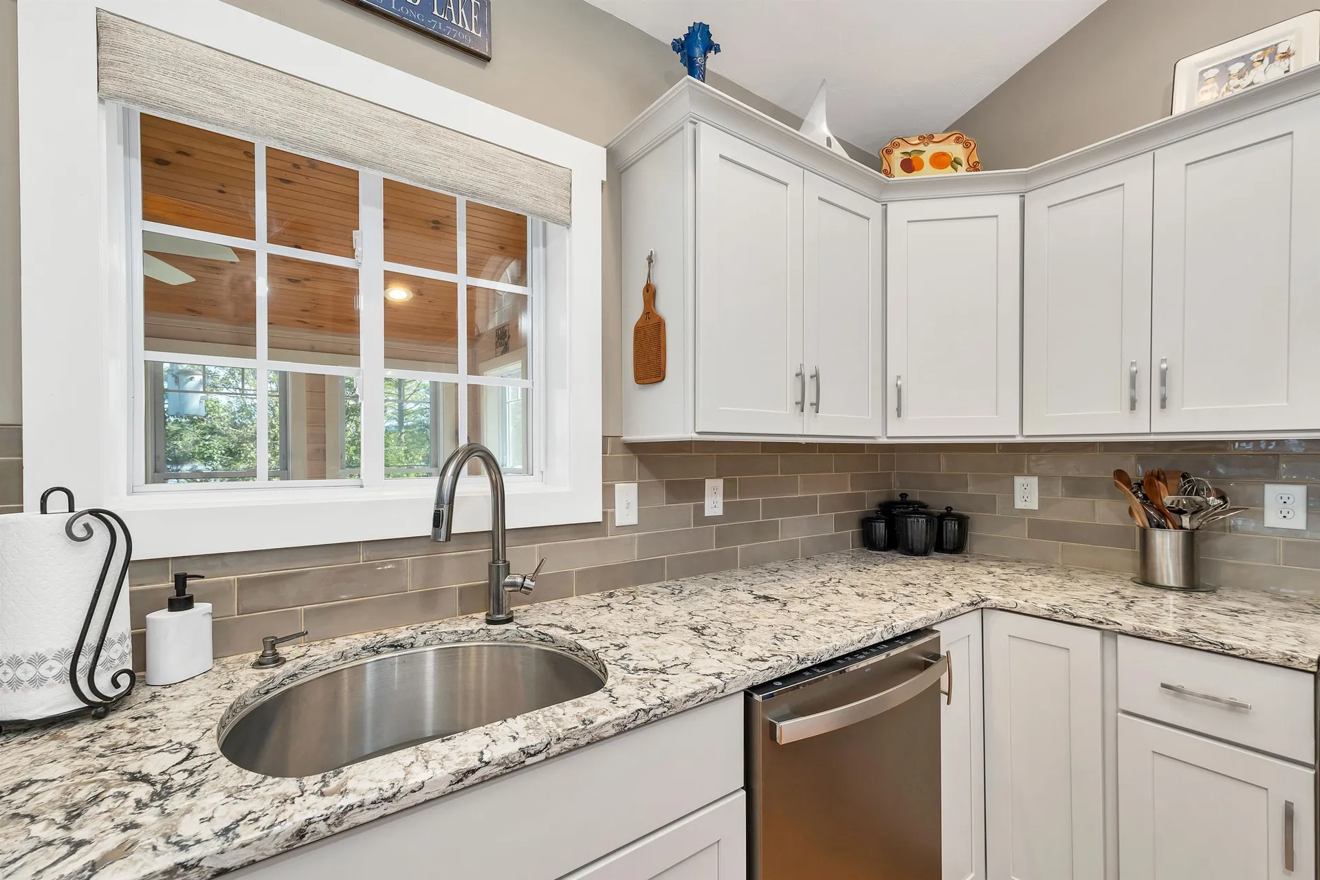 6 Follansbee Road Alexandria NH 03222