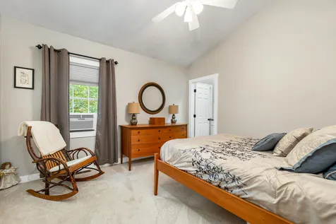6 Follansbee Road Alexandria NH 03222