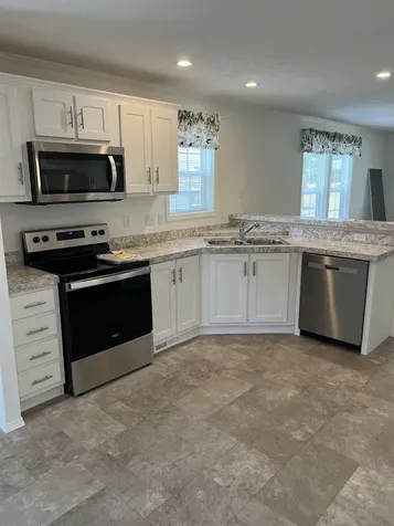 16 Pine Street Hinsdale NH 03451