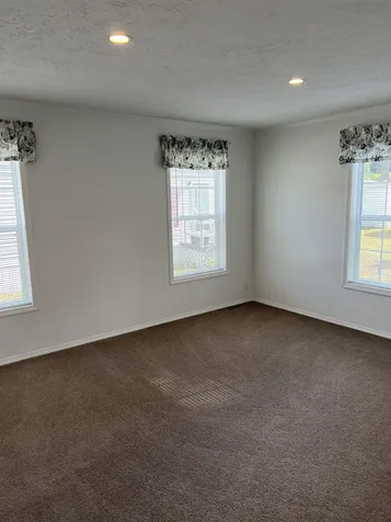 16 Pine Street Hinsdale NH 03451
