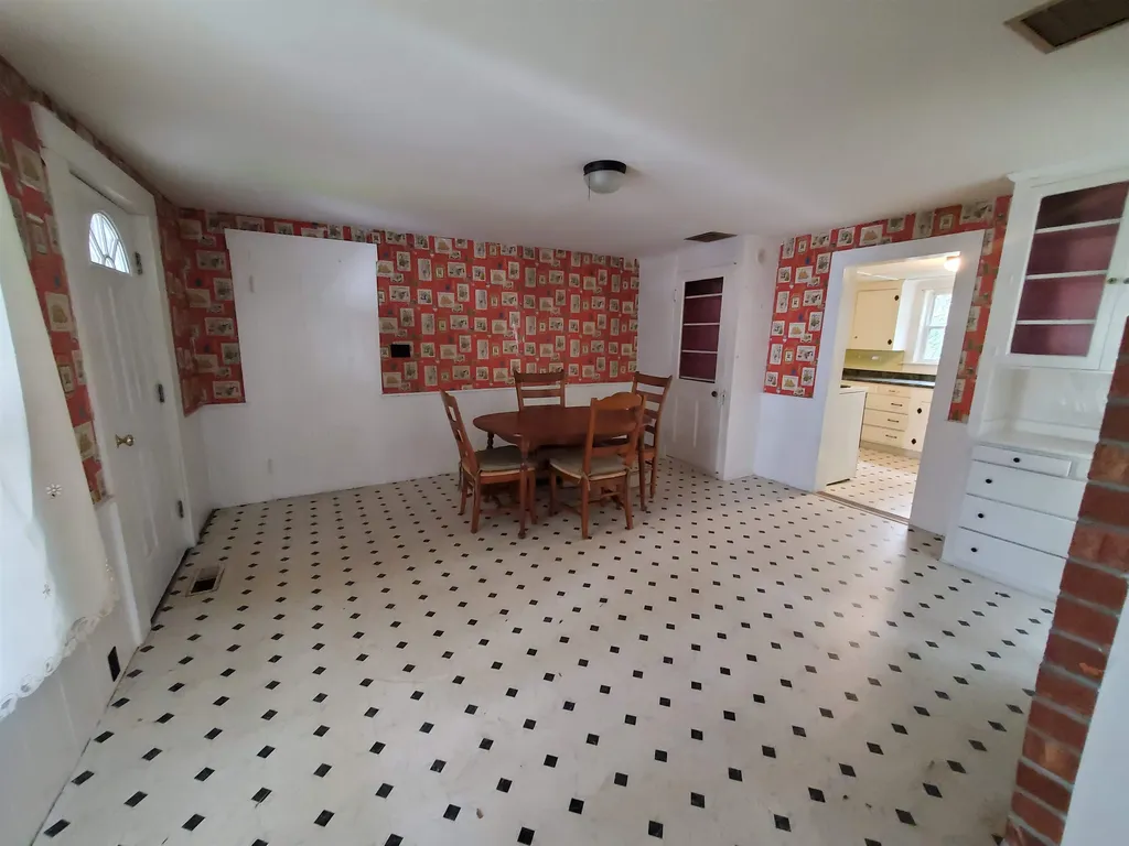 23 Canaan Street Canaan NH 03741